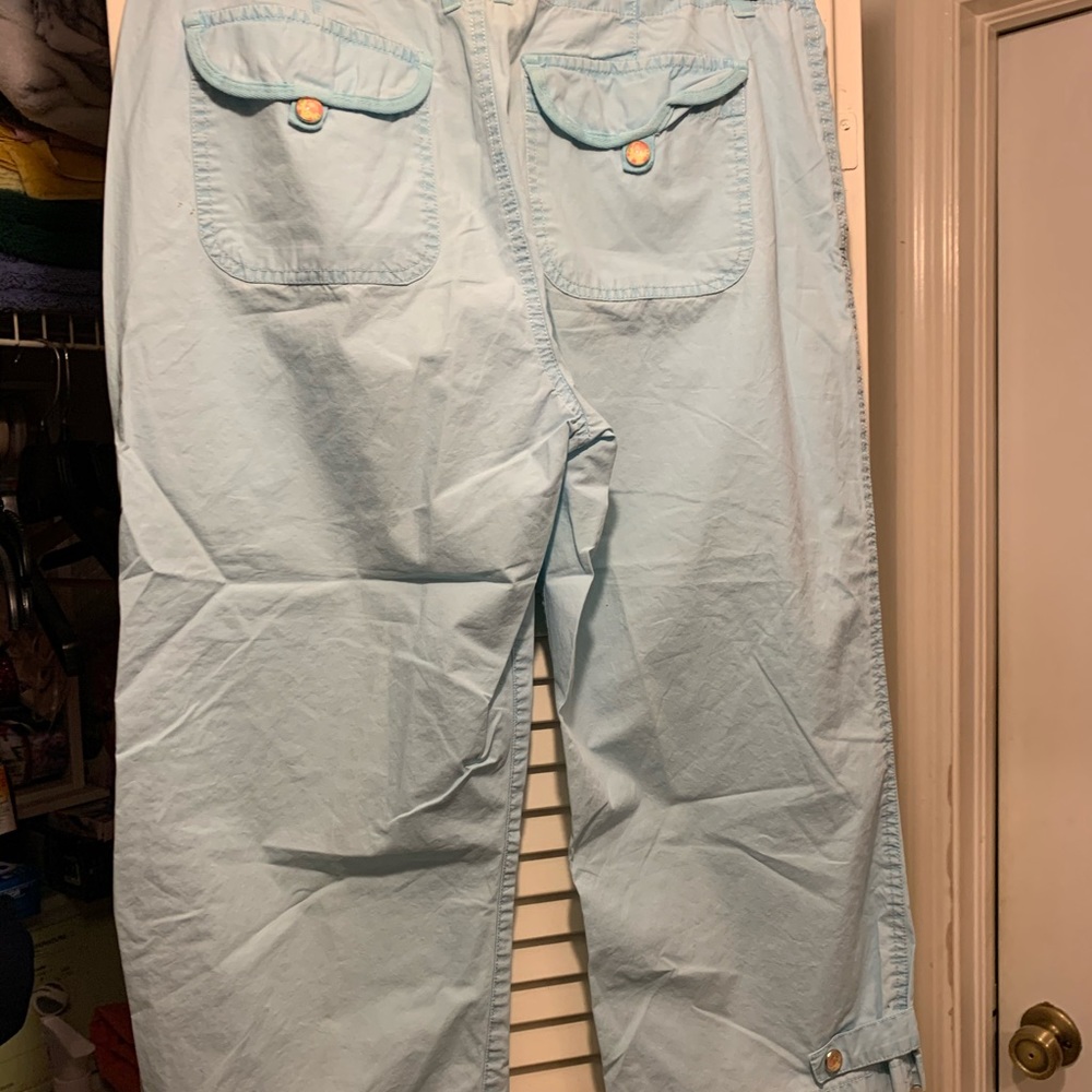 Capris - Picture 7 of 7